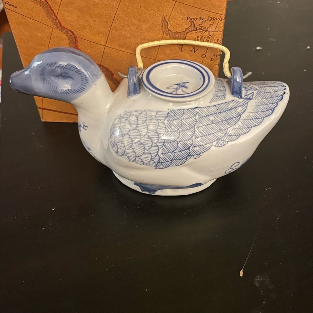 Lovely Duck Teapot